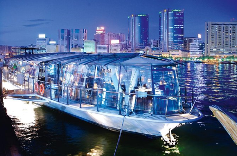 10 Essential Tips for Dhow Cruise Dubai